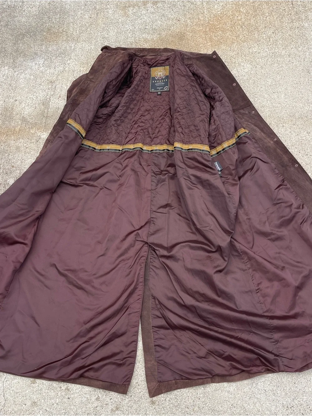 Vintage Y2K Express Women's Brown Suede Leather Trench Coat - size L - Picture 6 of 14